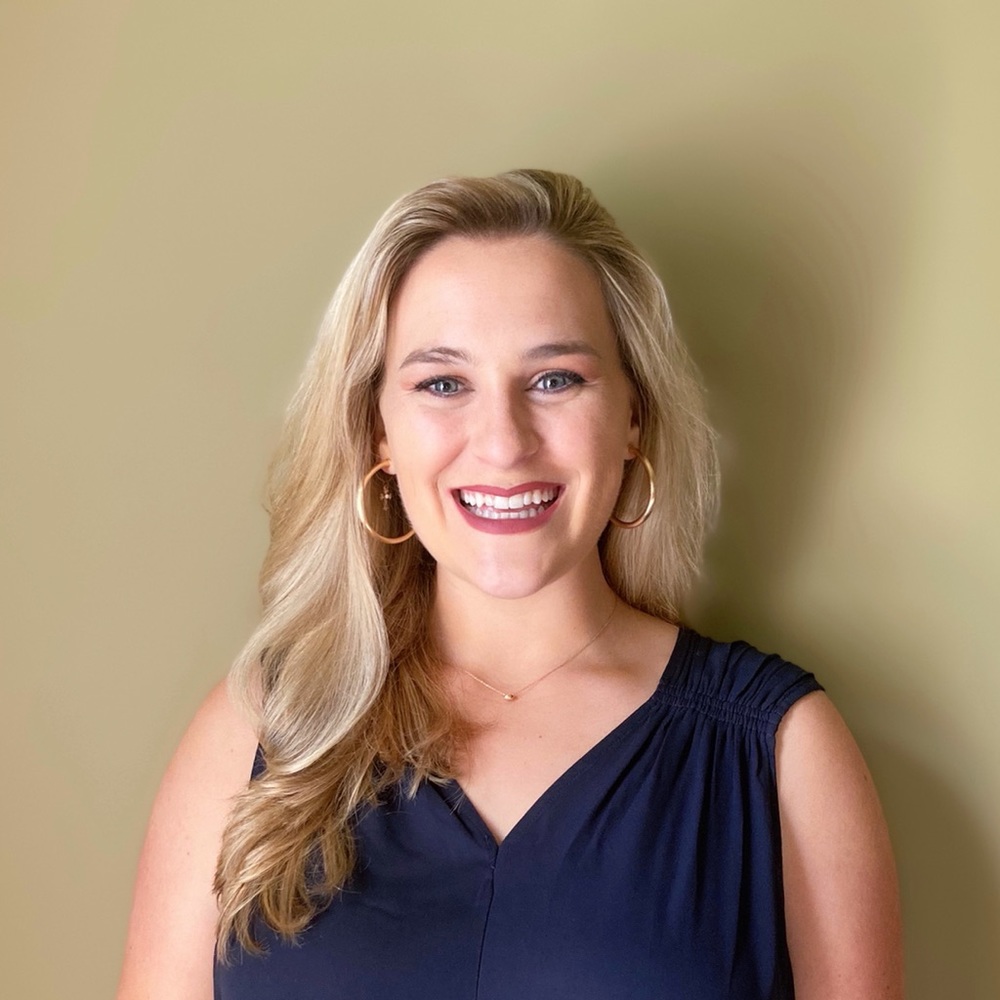 Meet your Posher, Lara